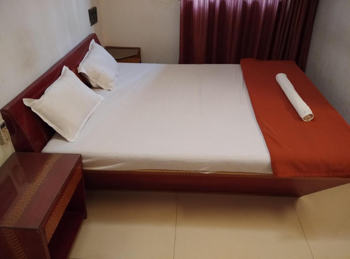 Agrawal Bhavan Budget Stay Only For Indians — Photos 1